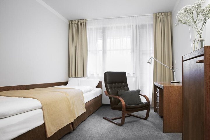 HOTEL STEFANIE