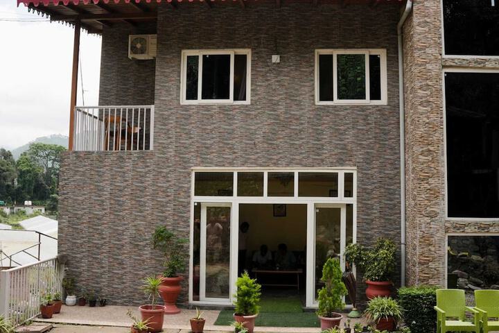 Damyanti Hotel & Resort