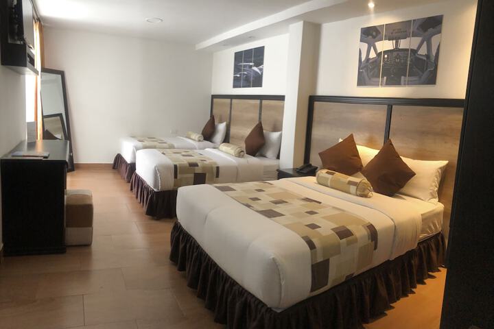 Room 11 of 38