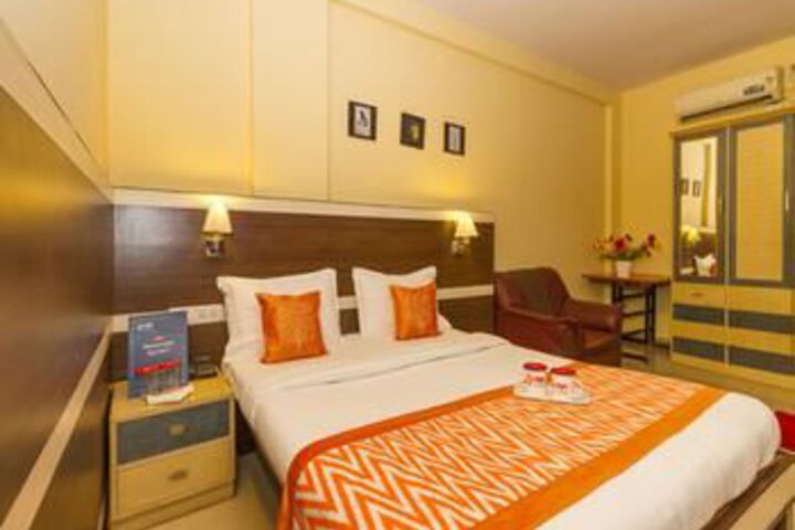 Room 10 of 18
