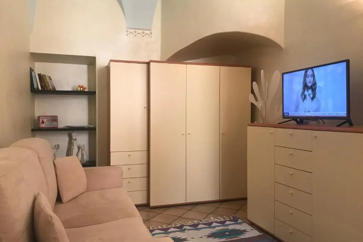 Room 3 of 11