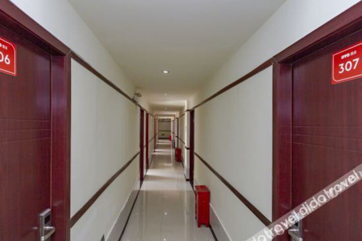 Hotel Interior 10 of 21
