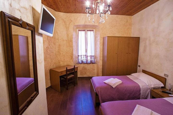 Room 2 of 12