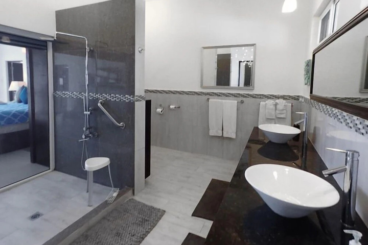 Bathroom Interior Photo