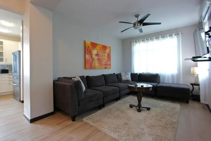Room 5 of 23