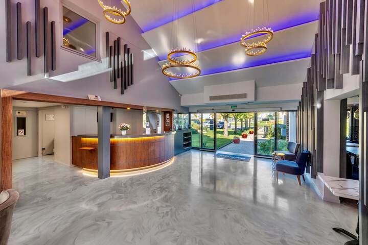Lobby Photo