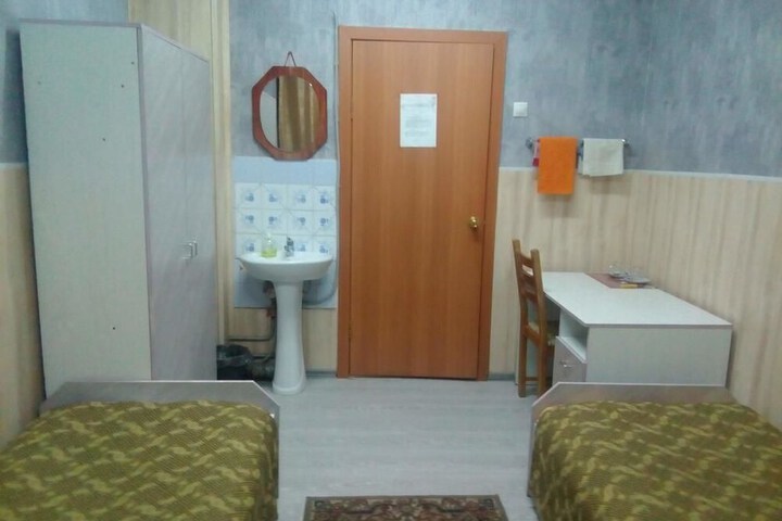 Room 4 of 34