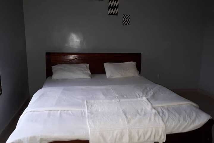 Room 3 of 12