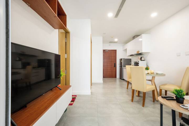 Room 32 of 48