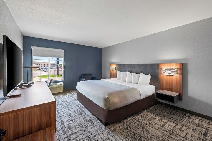 Room 41 of 106