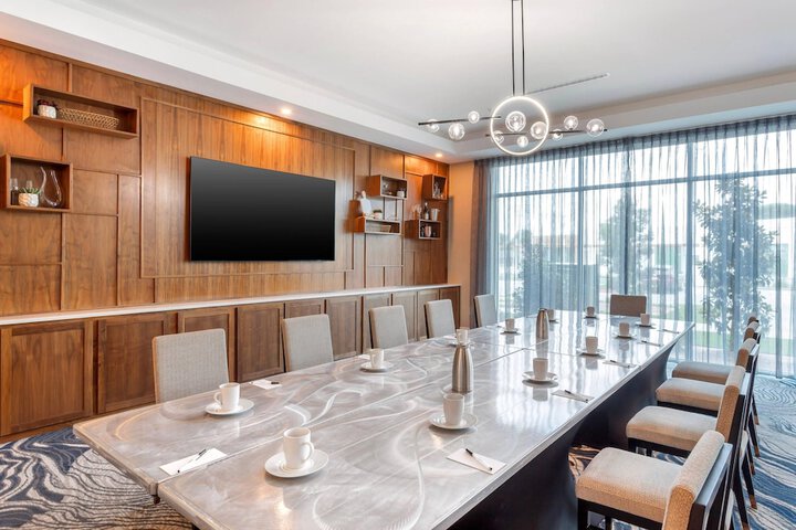 Meeting facility