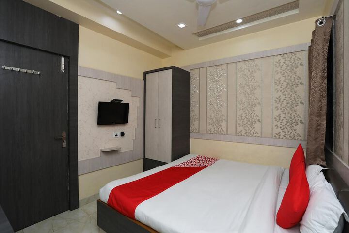 Room 14 of 41