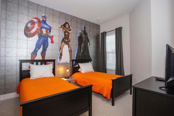Room 372 of 426