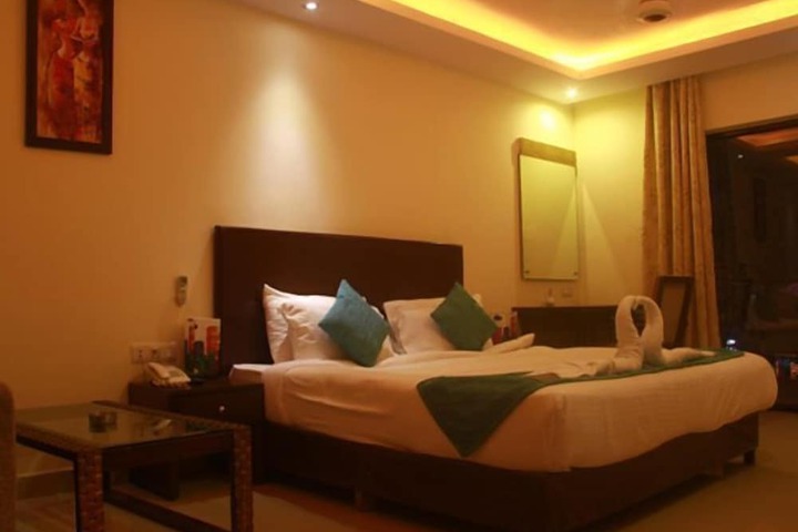 Room 2 of 51