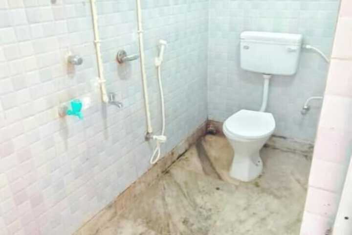 Room 12 of 14