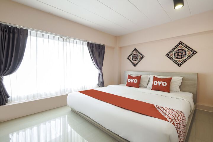 Room 12 of 40