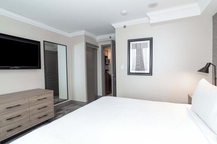 Room 12 of 67