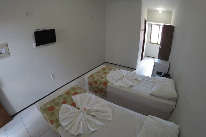 Room 8 of 37