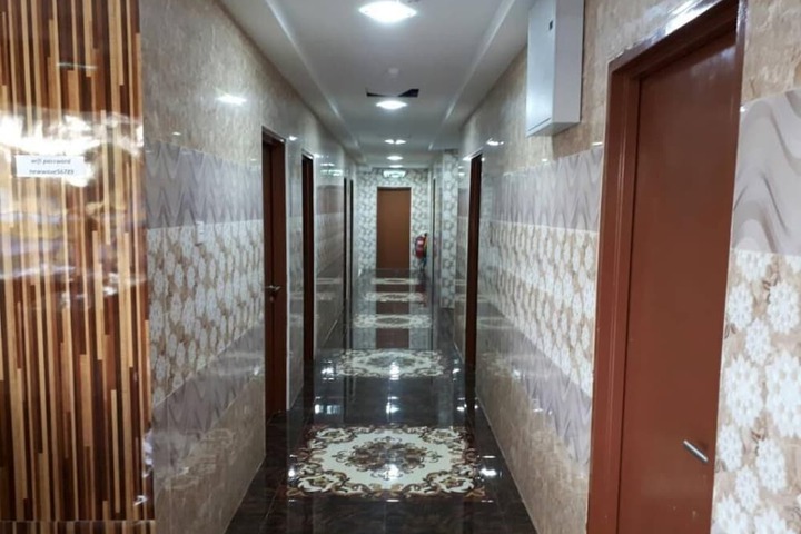 Ballroom/Hall 25 of 28