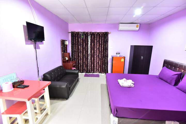 Room 15 of 27