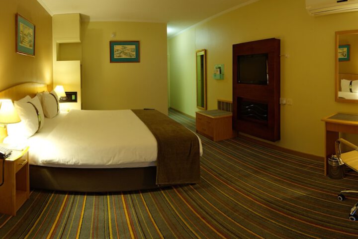 Room 29 of 184