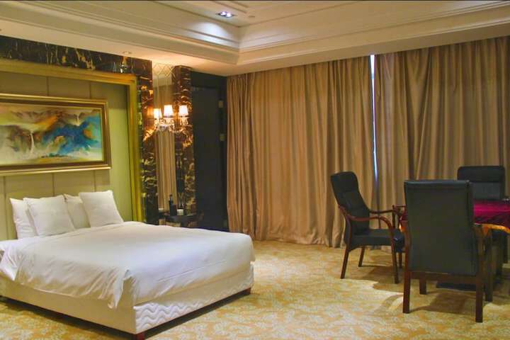 Suite Photo