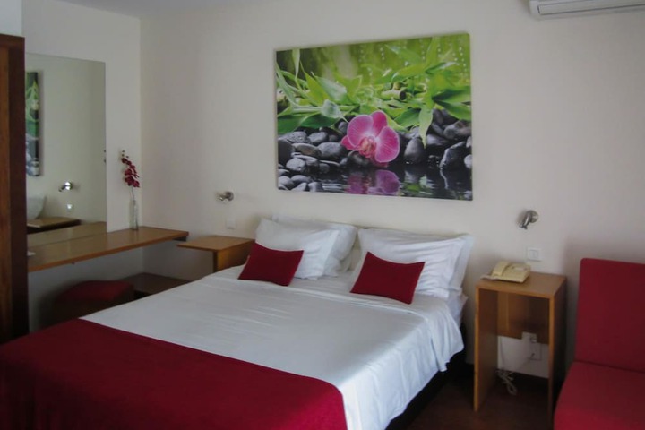 Room 15 of 63