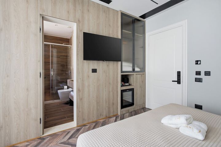 Room 13 of 109