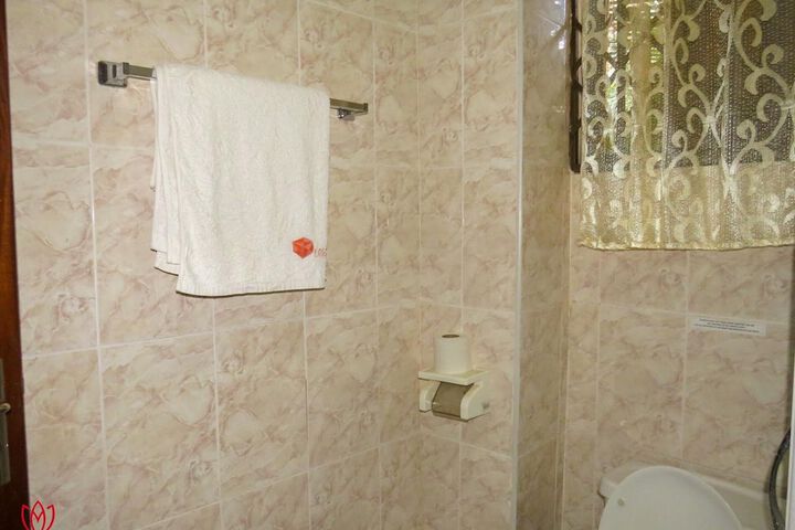 Room 85 of 119