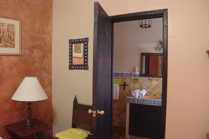 Room 8 of 37