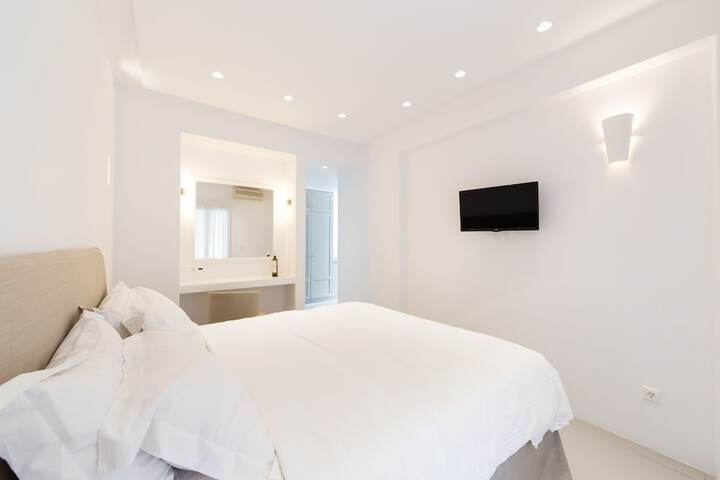 Room 32 of 164