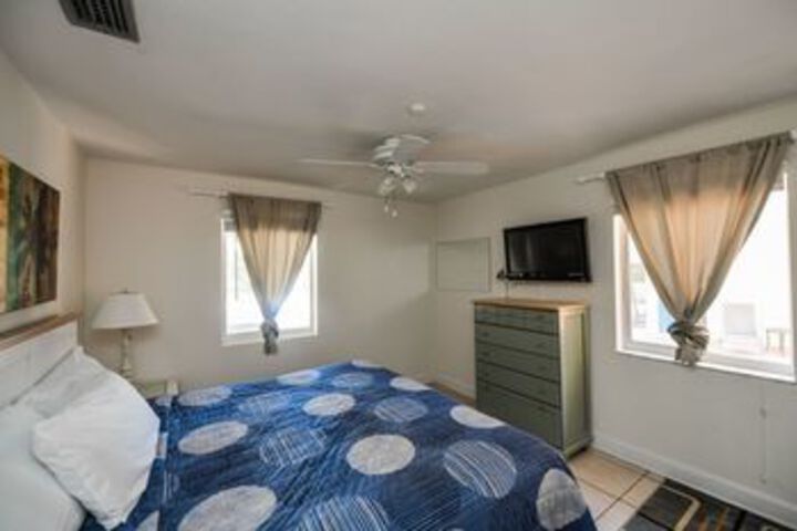Room 10 of 63