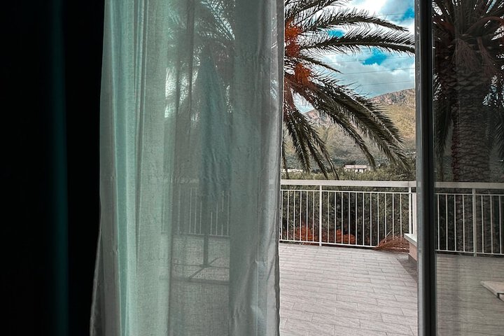 Room 25 of 69