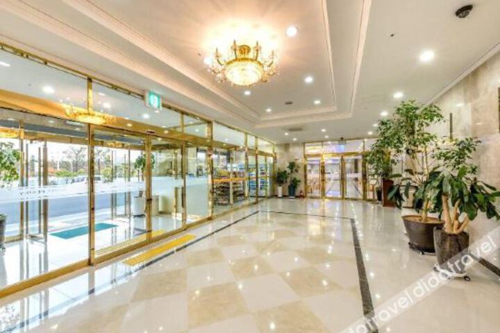 Hotel Interior 9 of 22
