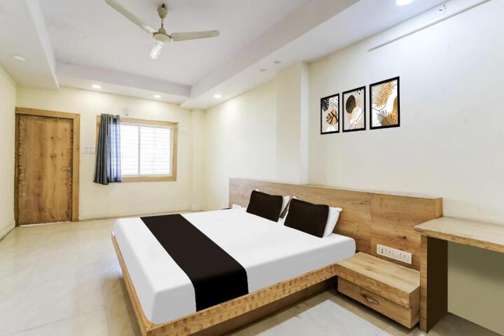 Hotel O katyayani