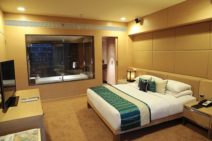 Room 20 of 84