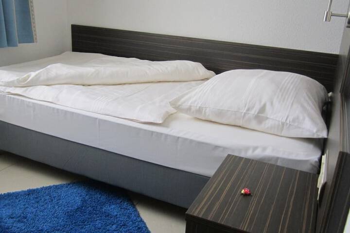 Room 5 of 23
