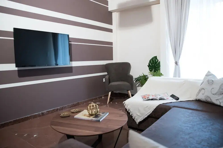 Room 2 of 13
