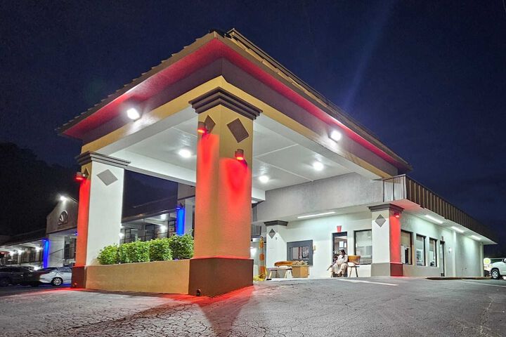 Super 8 by Wyndham Marion NC