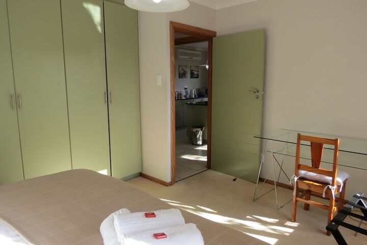 Room 6 of 49