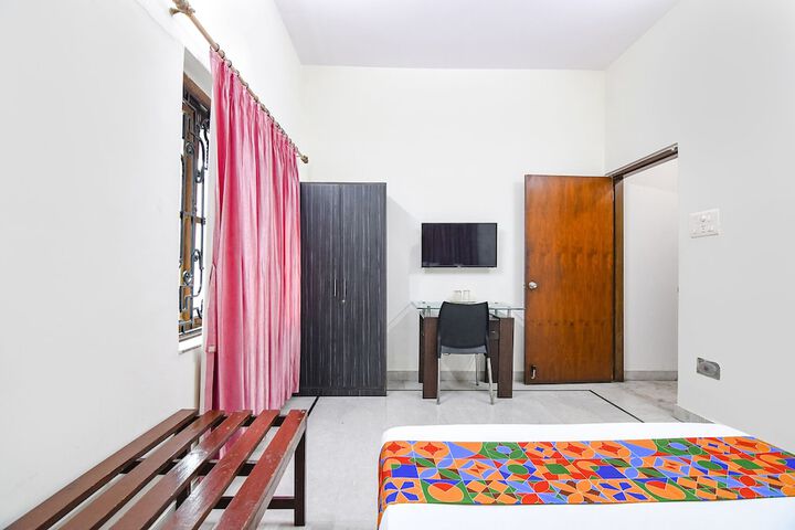 Room 19 of 33