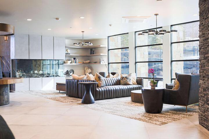 Hotel Interior 158 of 184