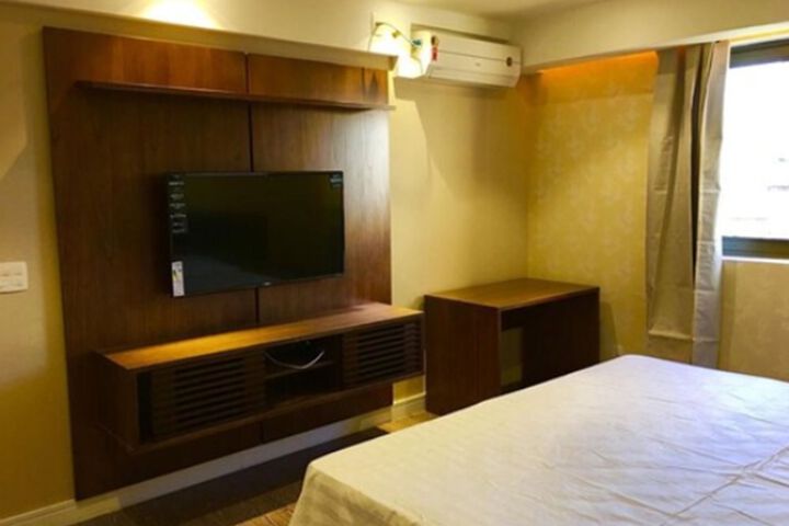 Room 19 of 21