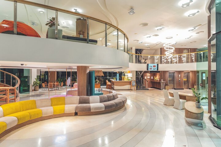 Hotel Interior 6 of 272