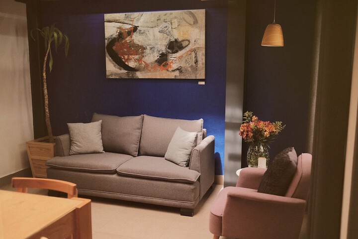 Room 43 of 65