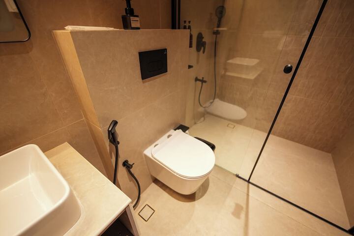 Room 30 of 49