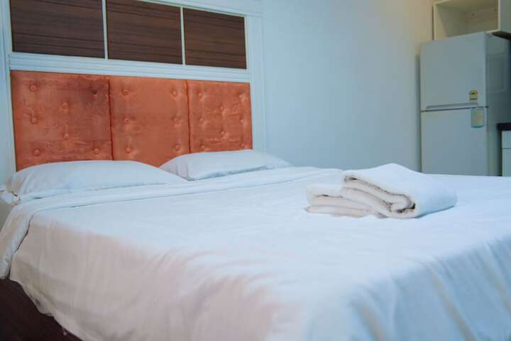 Room 33 of 127