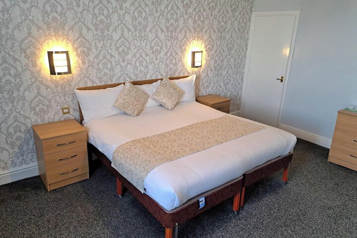 Room 10 of 47