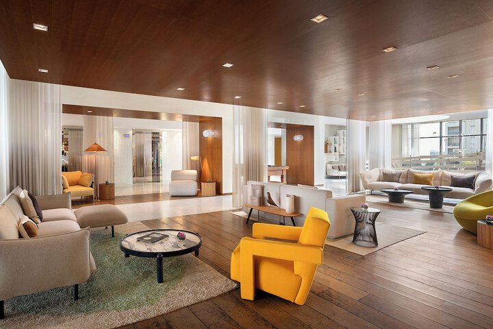 Entrance & Lobby