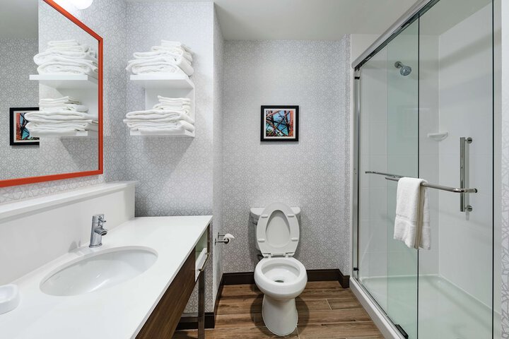 Bathroom shower